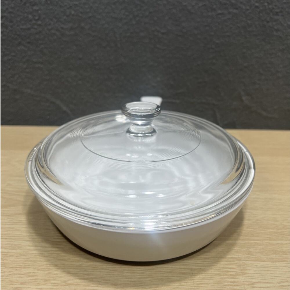 RARE Vintage Corning Ware Blue Cornflower 6 1/2 in. P-83-B with Lid P83-C - Picture 4 of 10